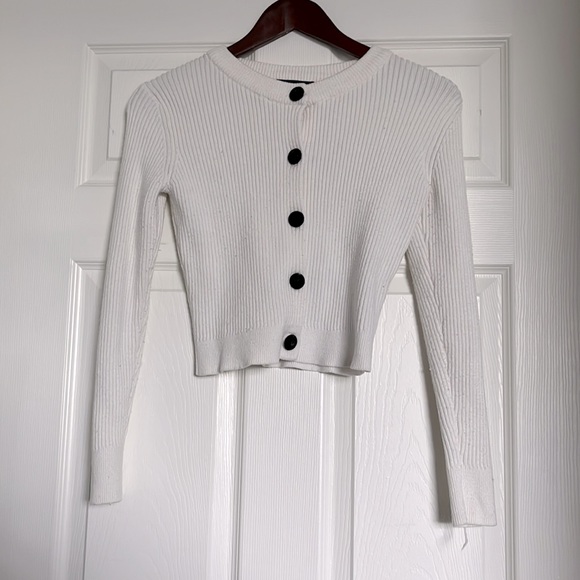 Zara Basics White Button Down Cardigan - Picture 1 of 2